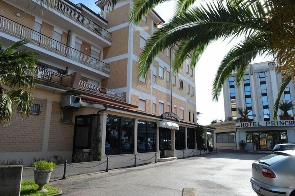 Hotel L'Aquila 17/19