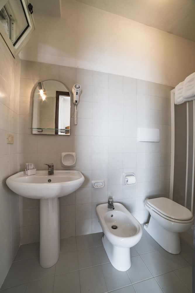 Hotel Isola Bella 34/36
