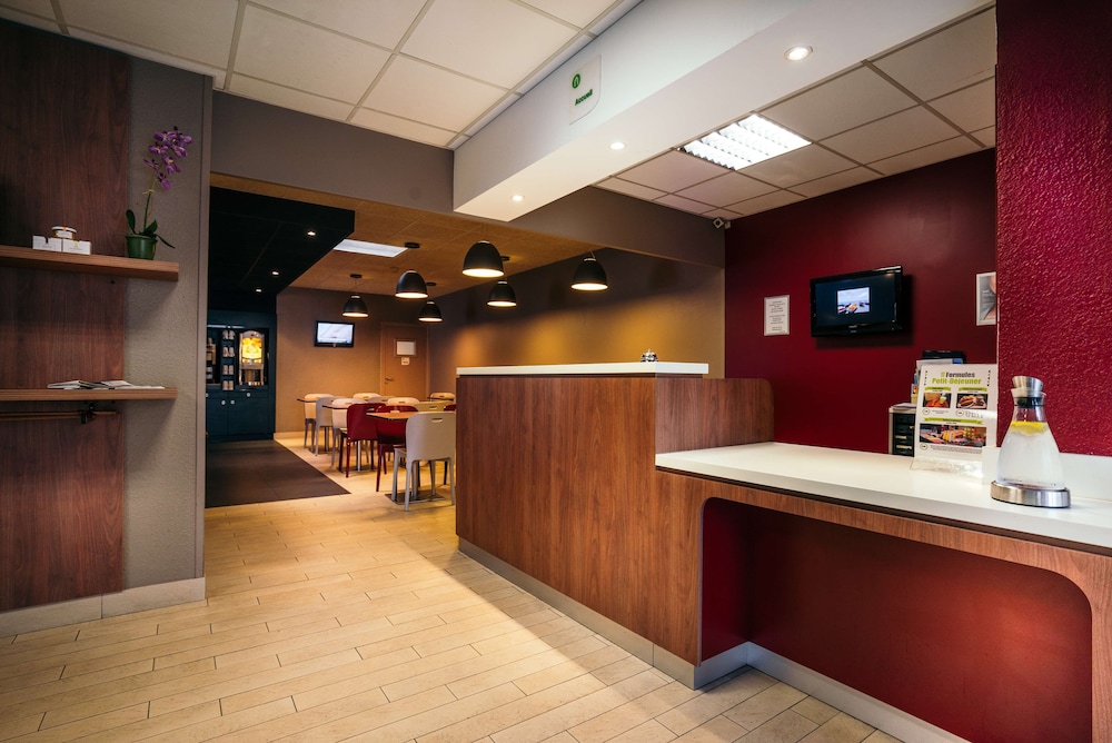 Campanile Creteil Centre 6/34