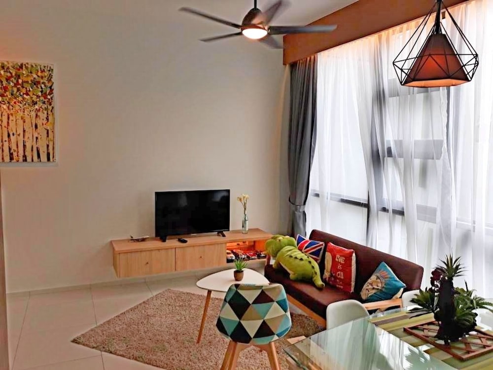 Platinum Suites AT Swiss Garden 27/45