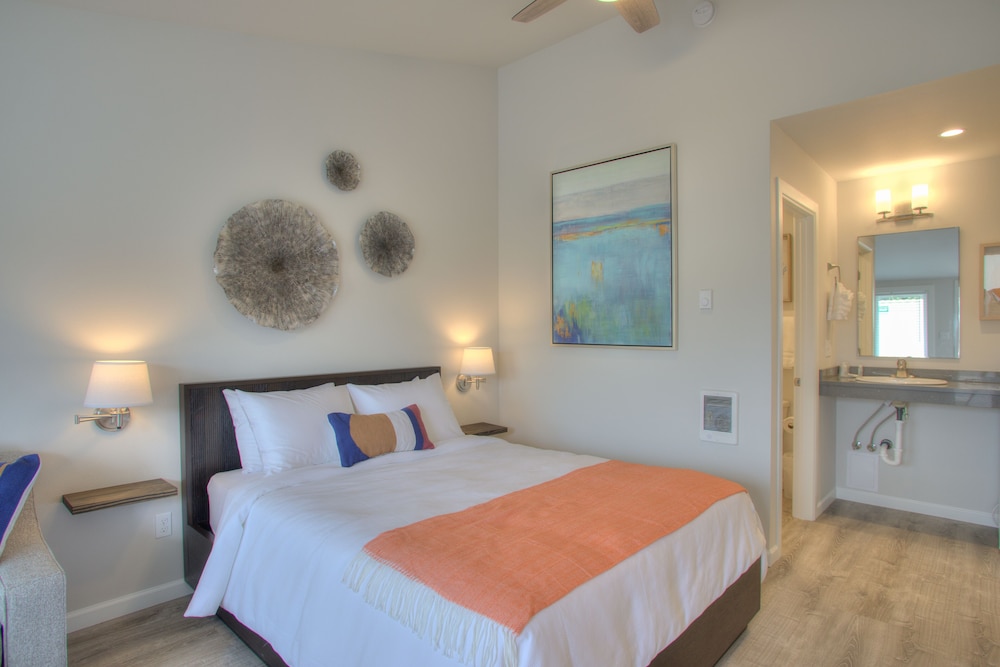 Americas Best Value Inn Ocean Shores 16/25