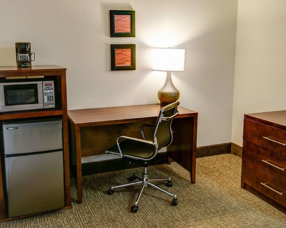 Comfort Inn Redding Near I-5 38/41