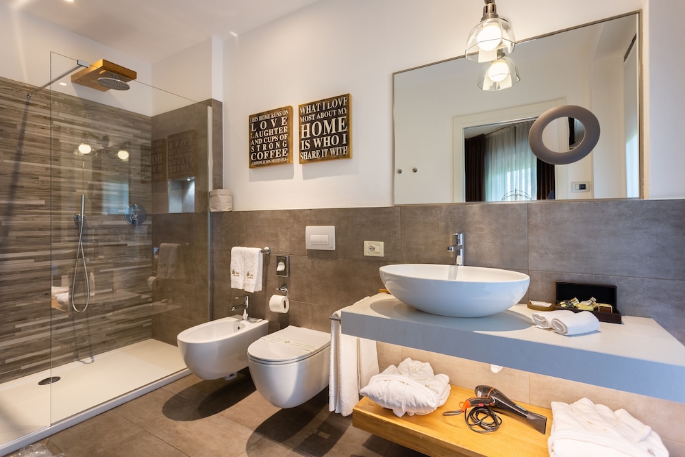 Like Home Boutique Hotel 46/50
