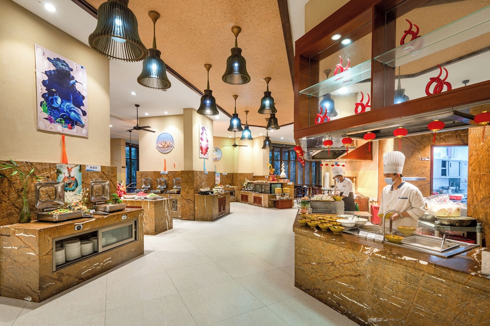 Sanya Seacube Holiday Hotel 25/49