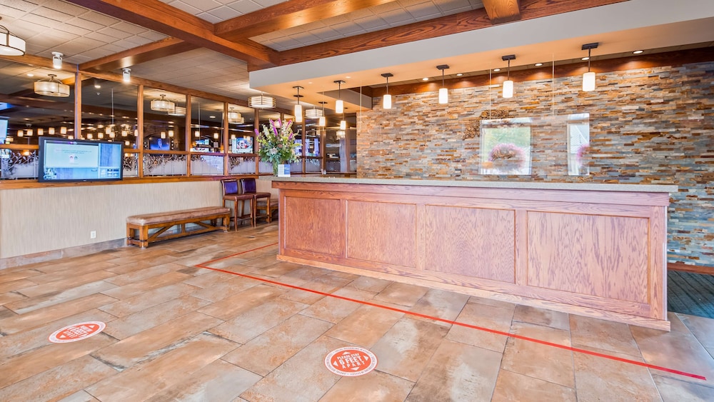 Best Western Plus Grantree Inn 6/52