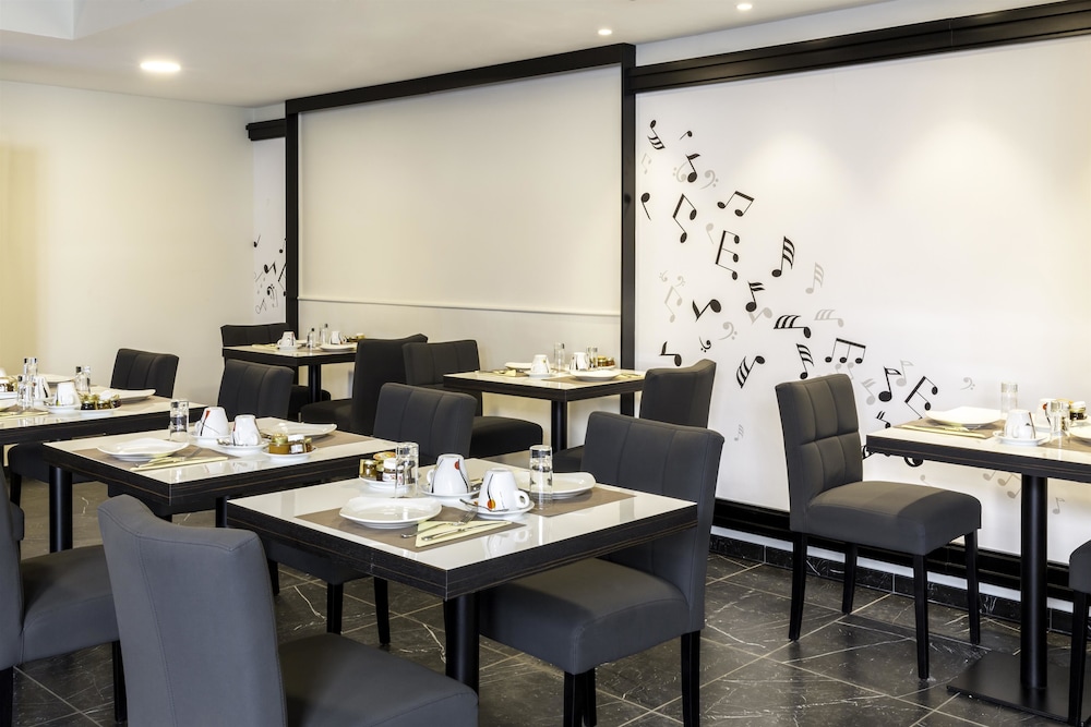 Best Western Hotel Journel Paris Sud 50/57