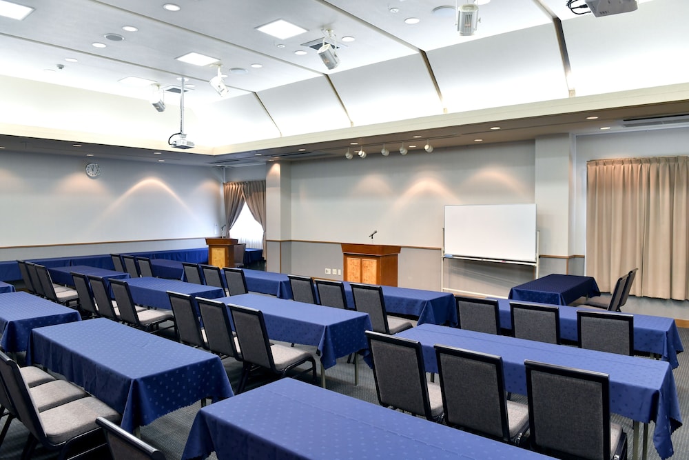 New Commander Hotel Osaka (ex City Hotel Newcommander) 33/42