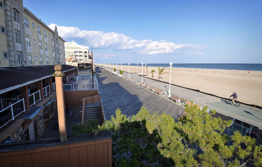 Boardwalk One 45/48