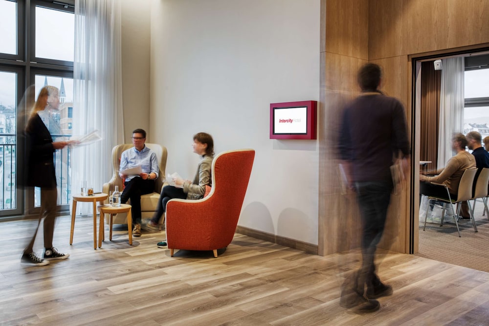 IntercityHotel Wiesbaden 44/50