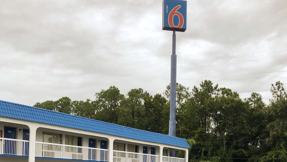 Motel6 Daytona Beach, FL - Speedway 12/57