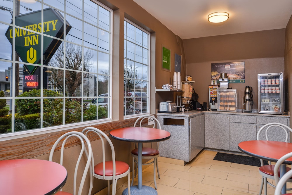 University Inn Suites 36/50