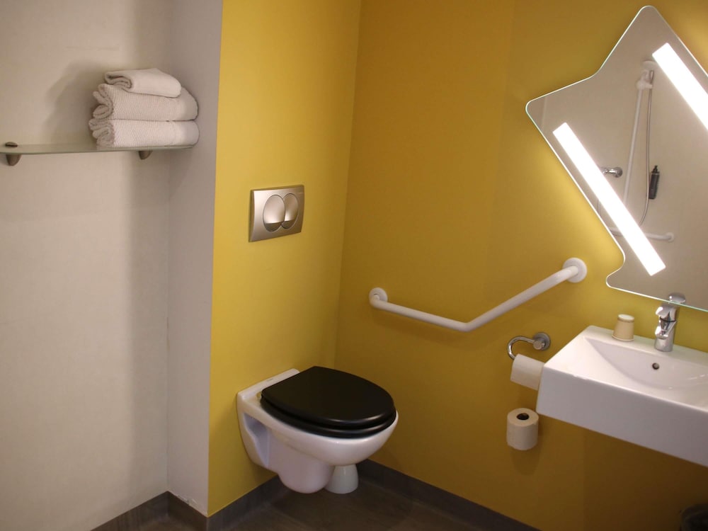 ibis budget Rennes Route de Lorient 66/68
