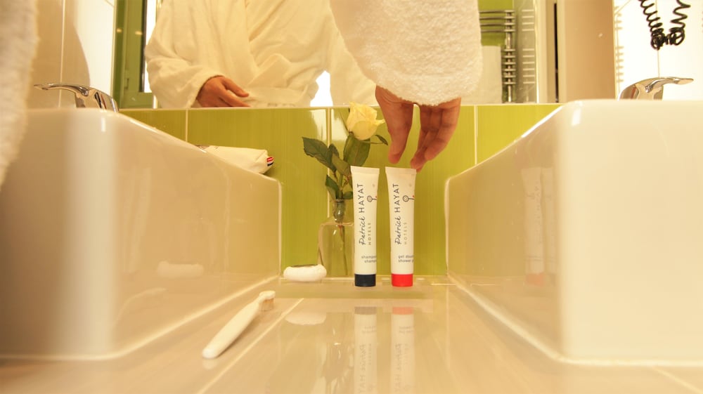 Hotel Glasgow Monceau Paris 32/62