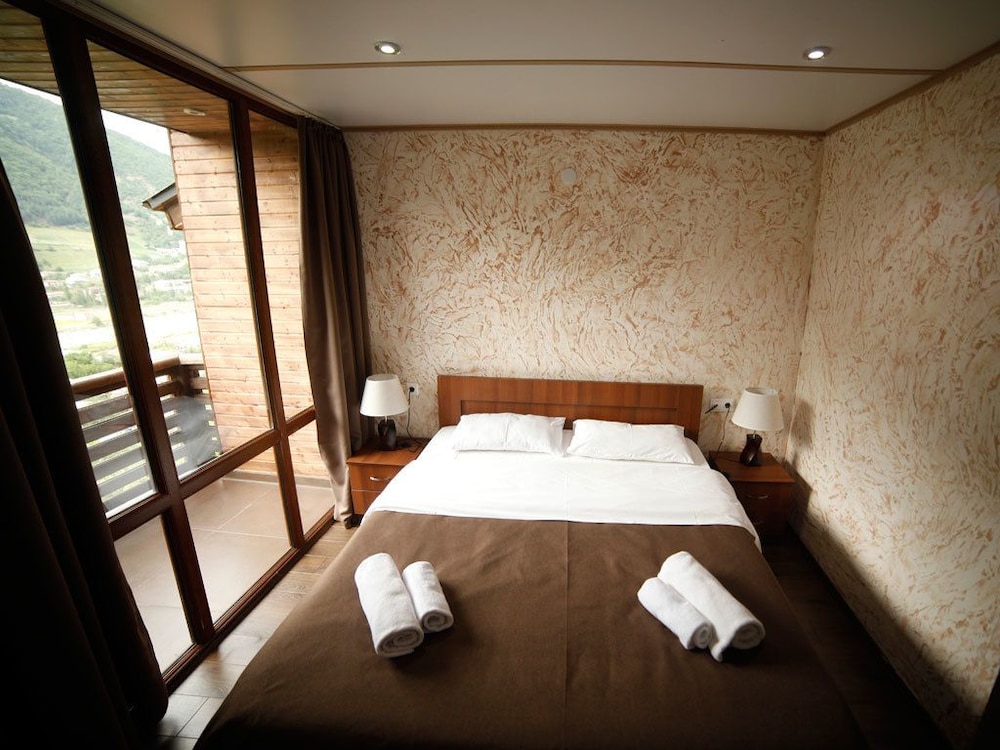 Hotel Banguriani 10/20