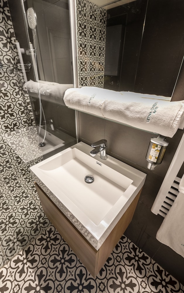 Letna Garden Suites 59/66