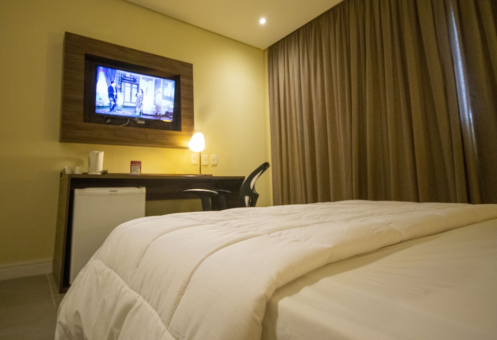 Diff Hotel 13/68