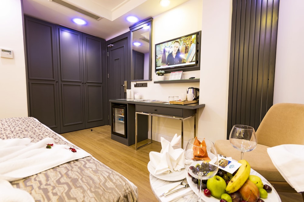 Antusa Design Hotel and Spa 55/65