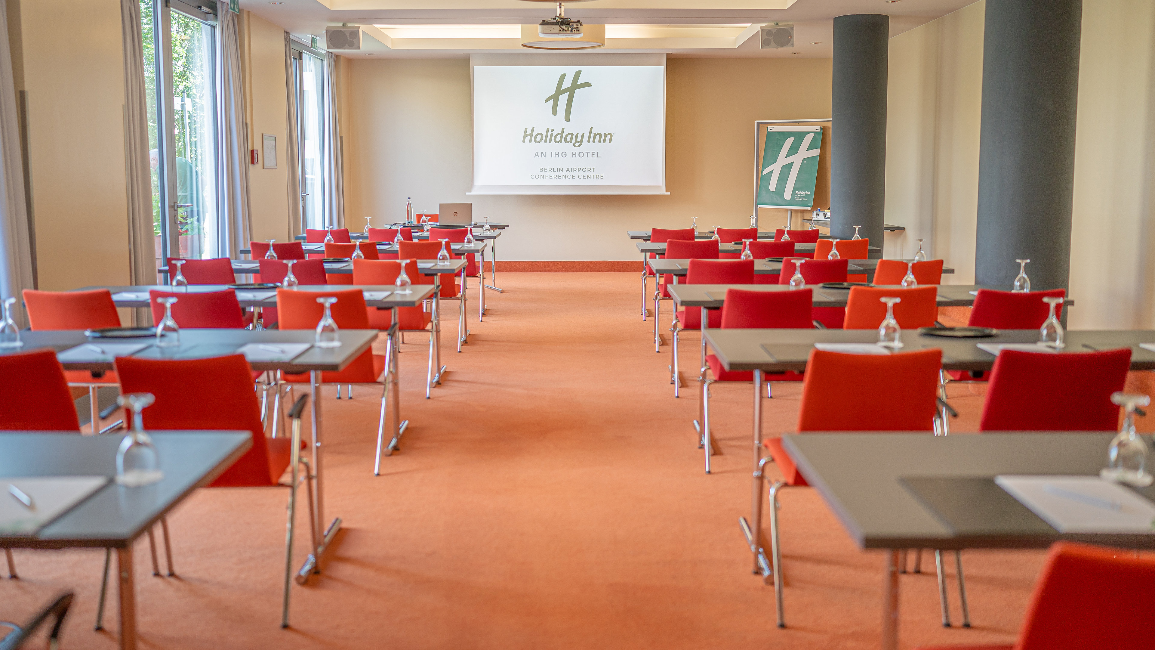 Holiday Inn Berlin Airport Conference Centre Formerly Holiday Inn Berlin International Airport 63/75