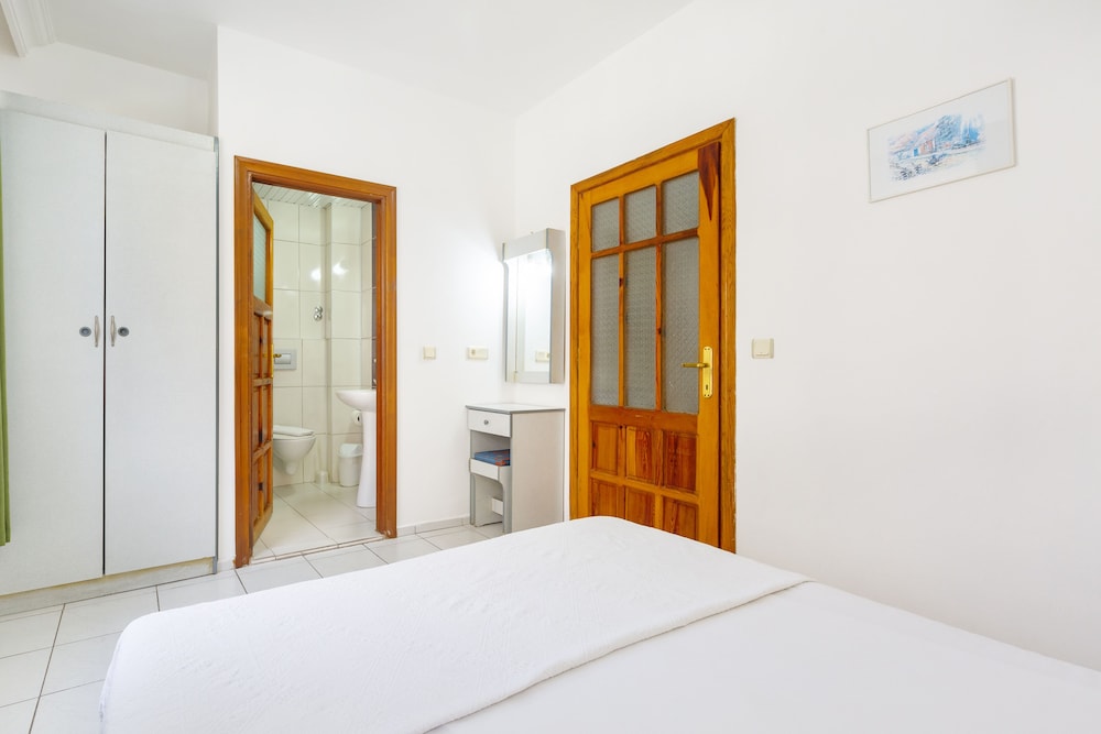 Bayram Apart Hotel 10/40