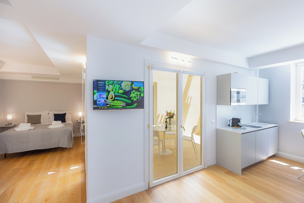 Amazing Piazza Venezia Suites 12/50