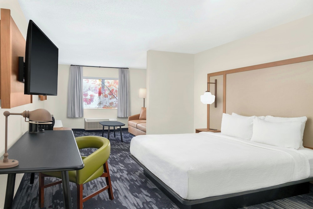Fairfield Inn & Suites Saginaw 8/45