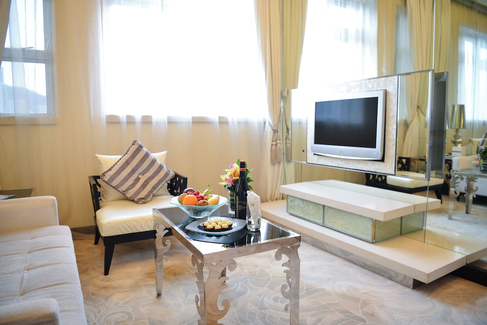 Regal Hong Kong Hotel 49/74