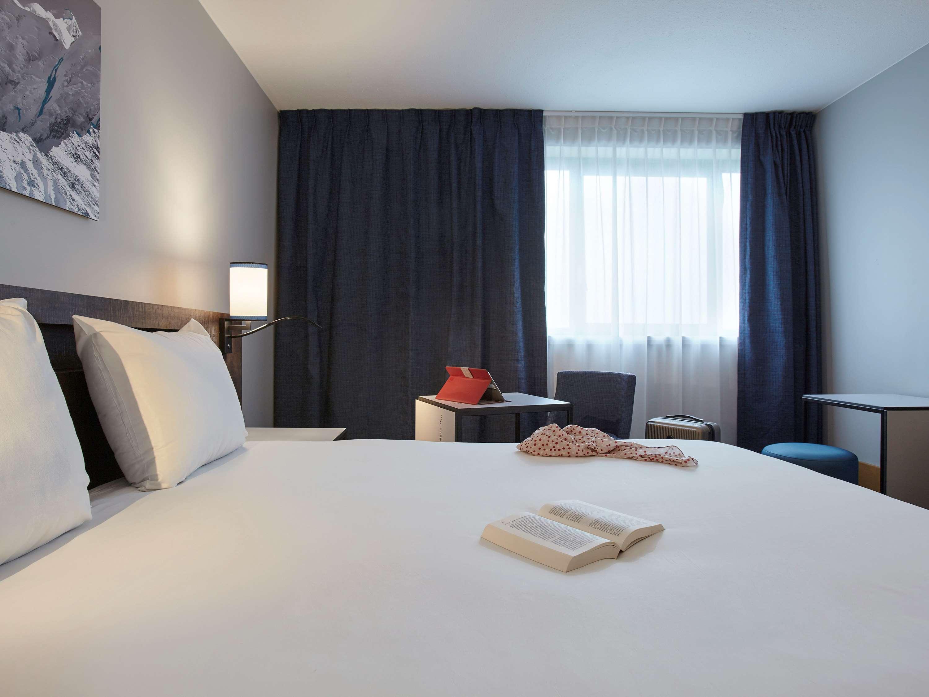 Privilege, Double Bed