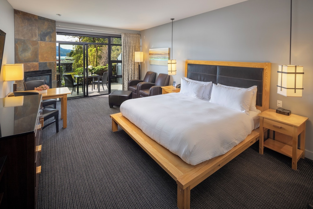 OCEAN, KING BED, PET FRIENDLY