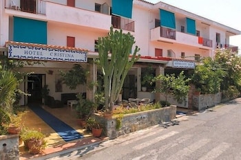 CRISTINA HOTEL 1/50