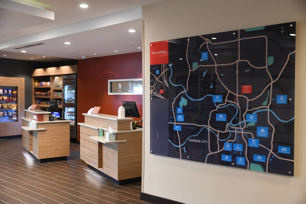 Towneplace Suites Kansas City At Briarcliff 39/45