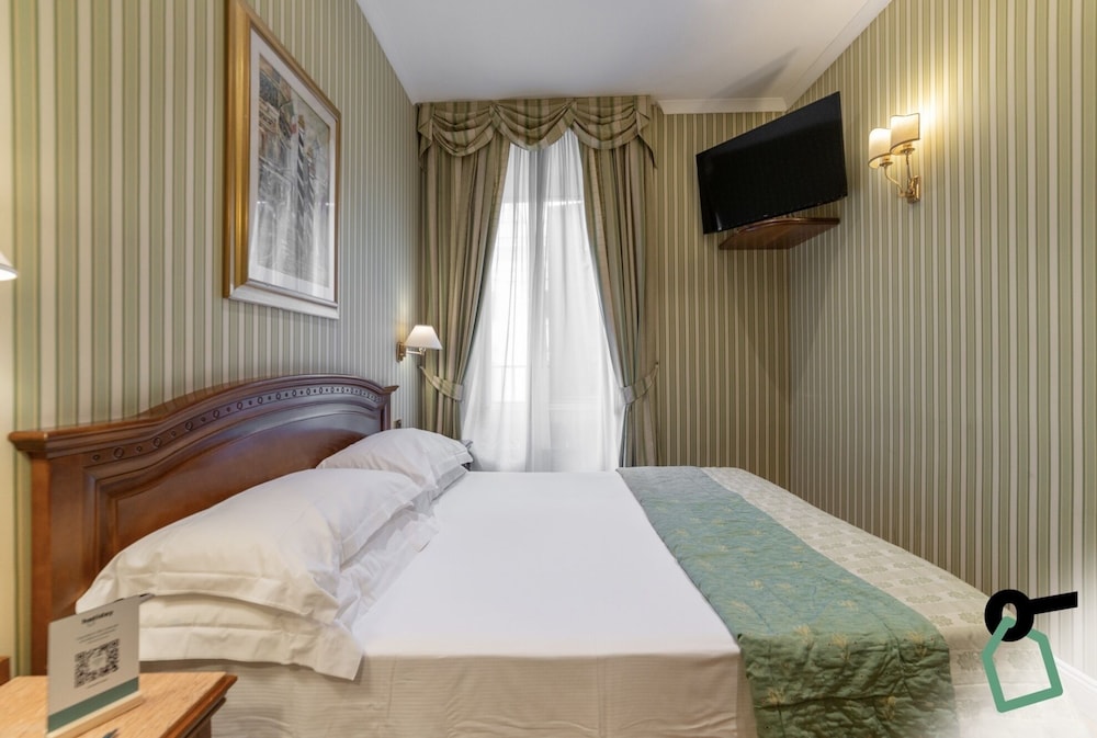 HOTIDAY Room Collection - Roma Porta Pia 17/50