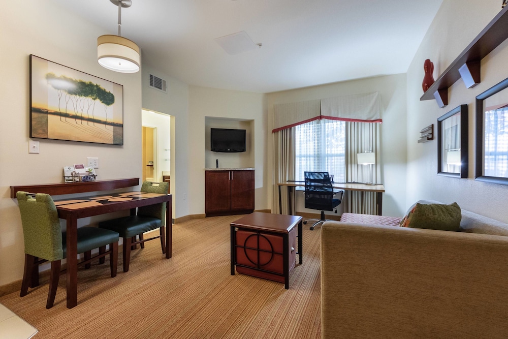 Residence Inn Dallas DFW Airport South/Irving 13/27