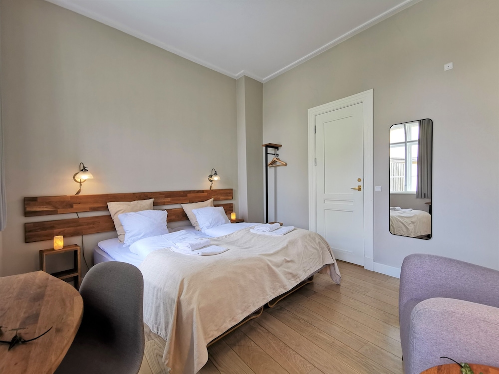 Hotel Dagmar 7/34