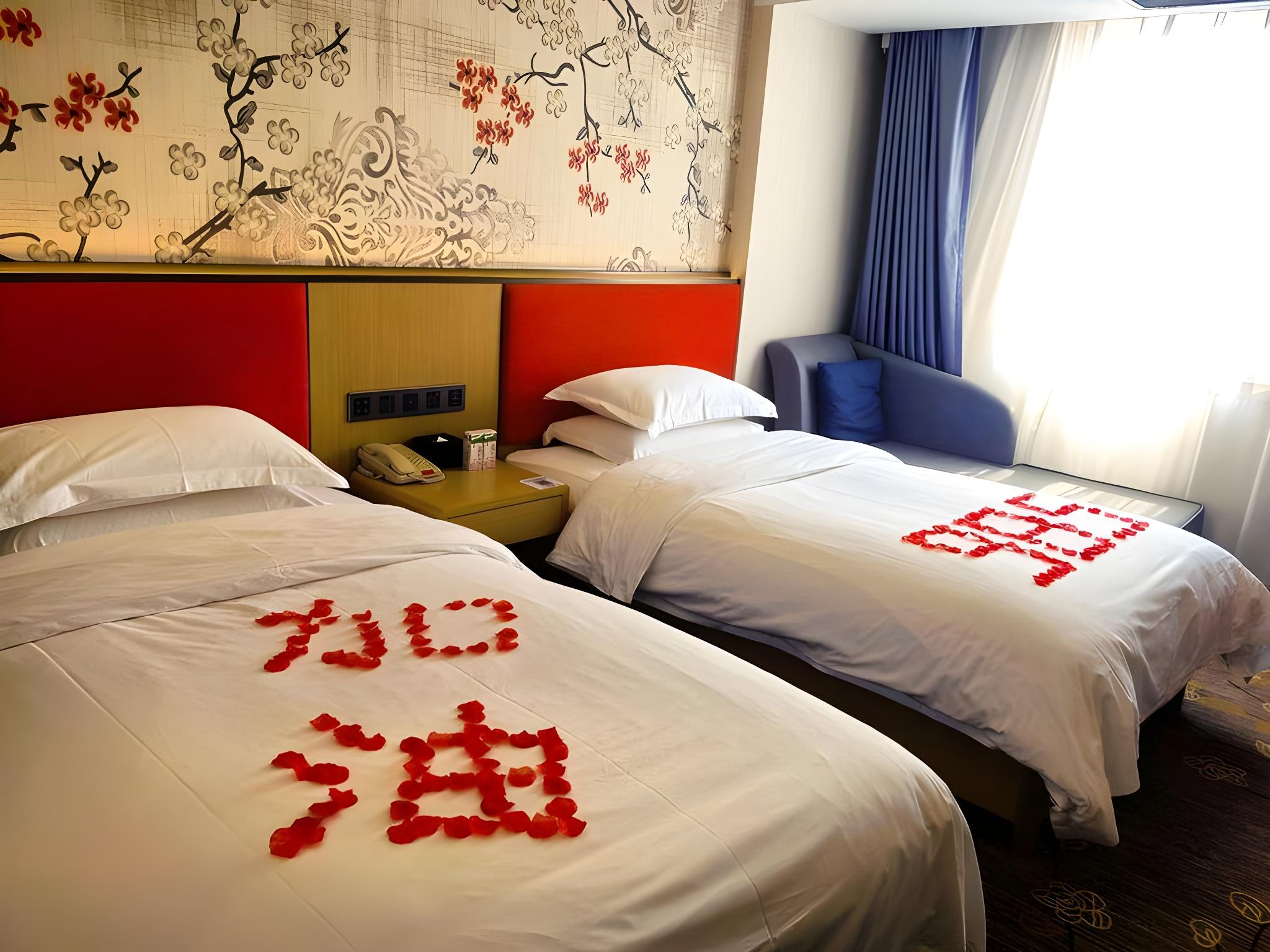 Select, Twin Beds
