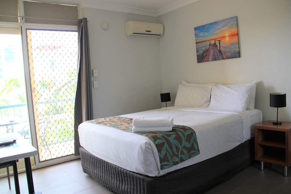 Broadwater Keys 20/72