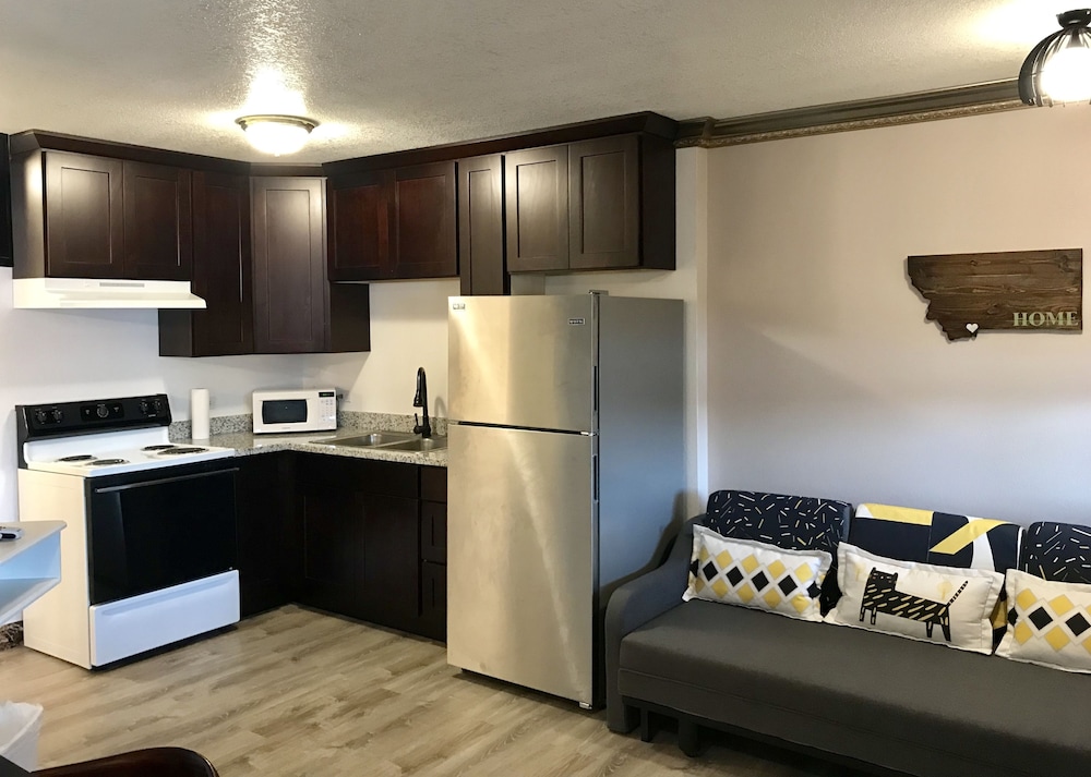 Lake View Suites Yellowstone 27/39
