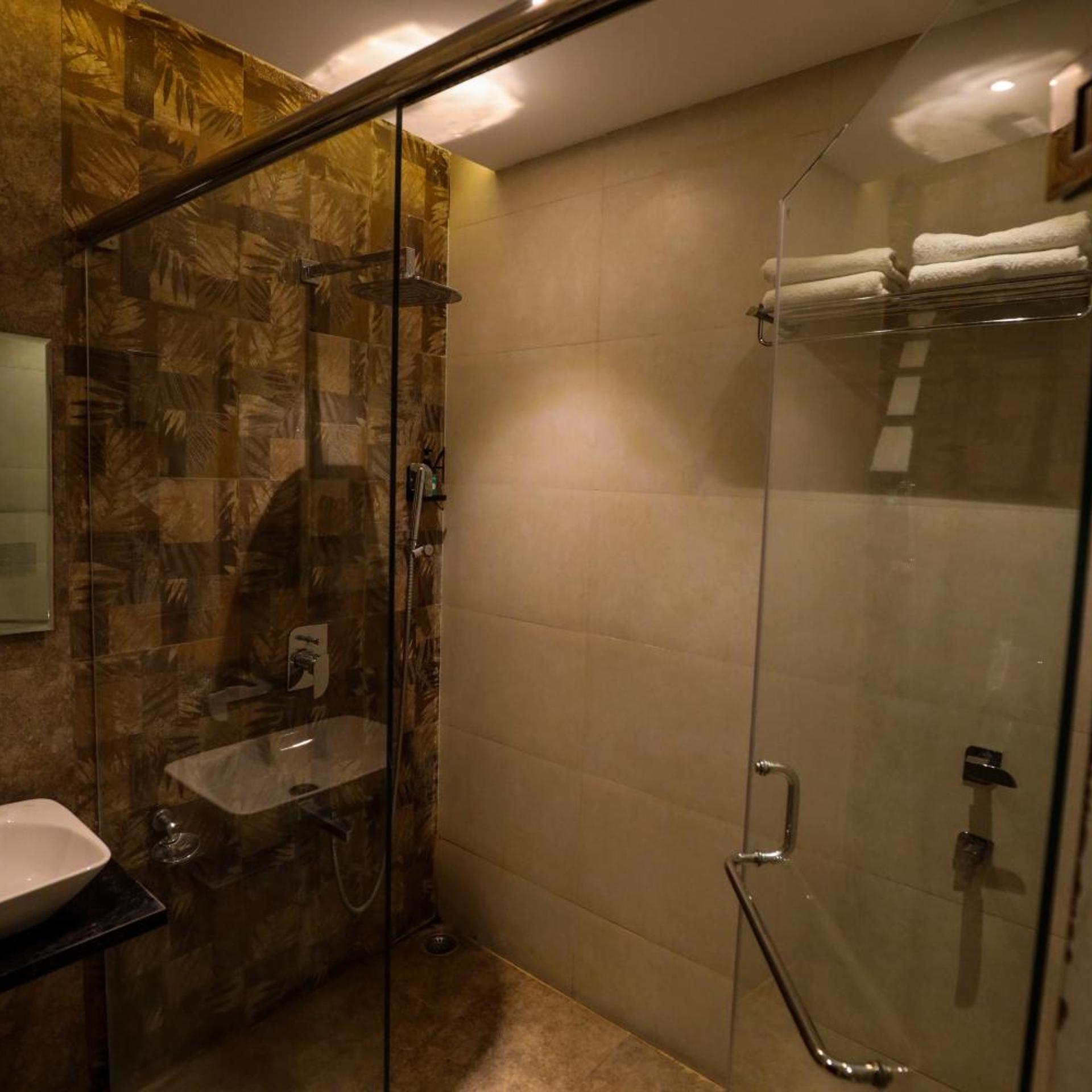 Atithi Aurangabad Hotel 48/50