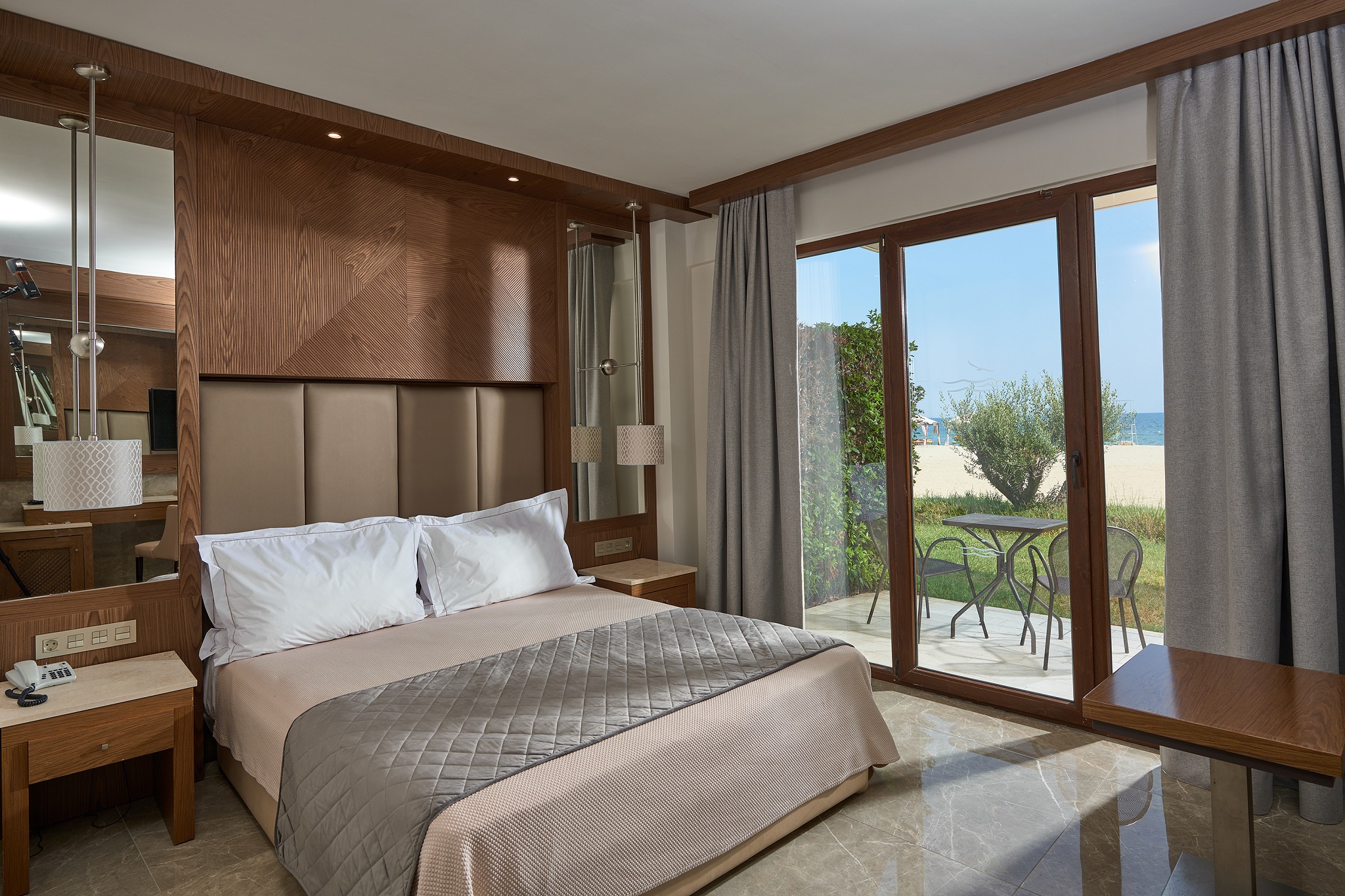 Double Room Front Sea View