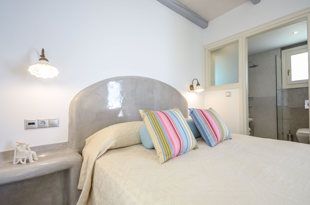 Agios Prokopios Hotel 8/59