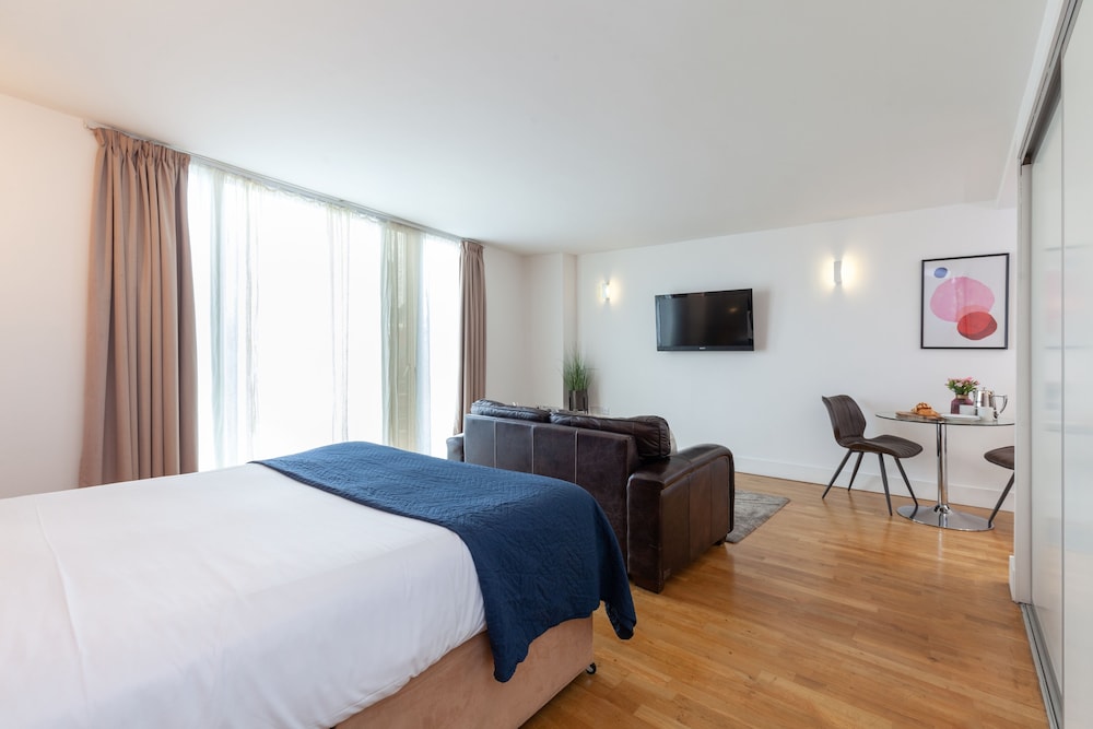 Kspace Sinclair Serviced Apartments 11/30