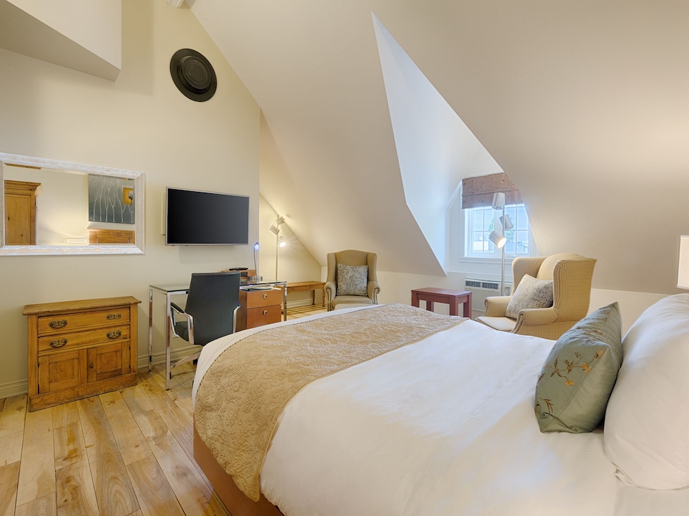 Auberge Handfield 13/50