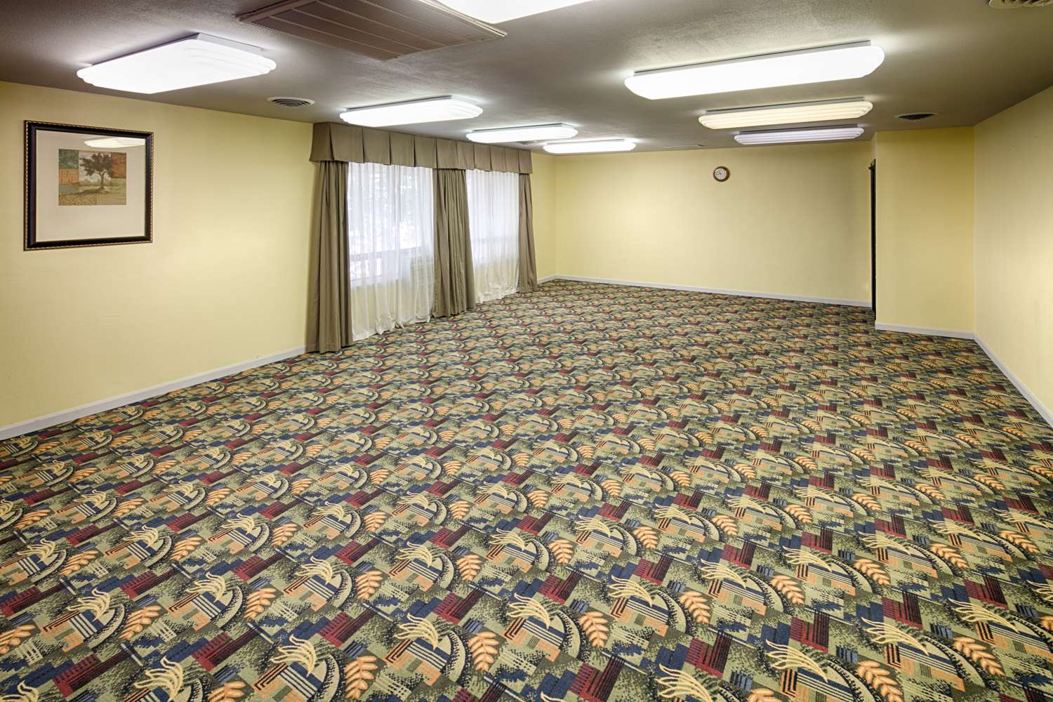 Red Lion Inn Suites Missoula 20/20