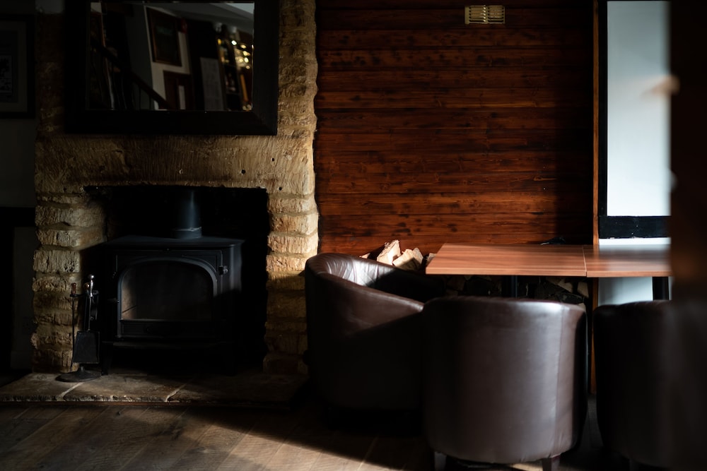 The Woolpack Inn 20/34