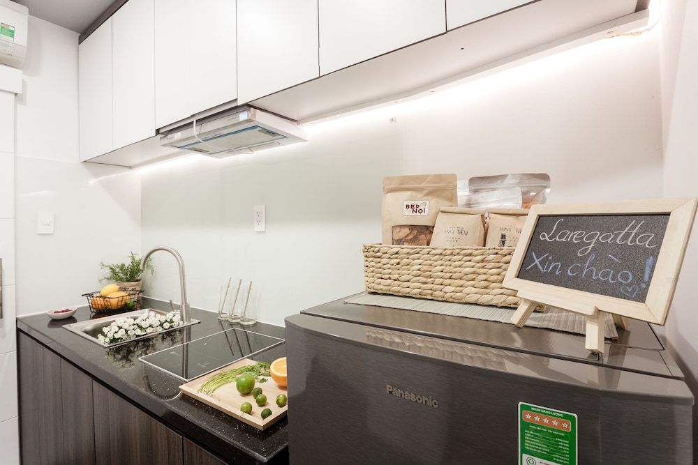 La Regatta Boutique Residences 2/72