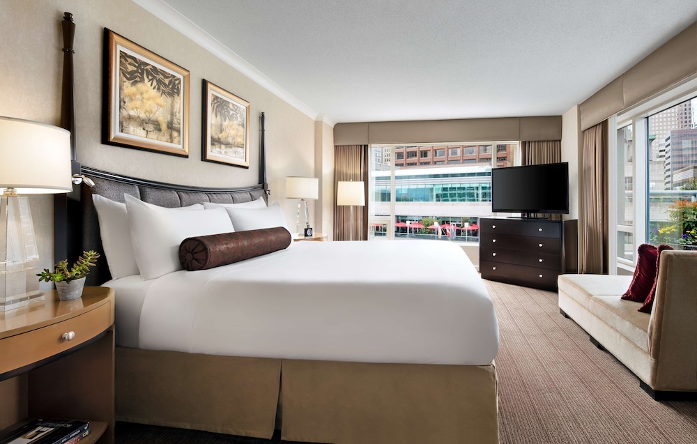 Fairmont Waterfront 17/72