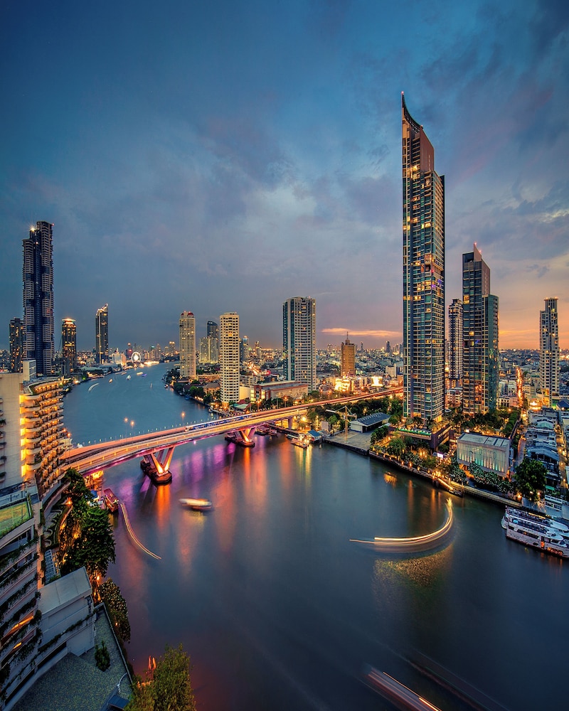 Shangri-La Bangkok 44/50