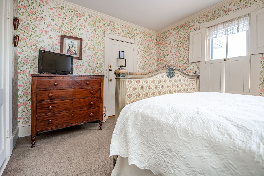 Monroe, Guest Room, Double Bed، Wayside Inn 3/4