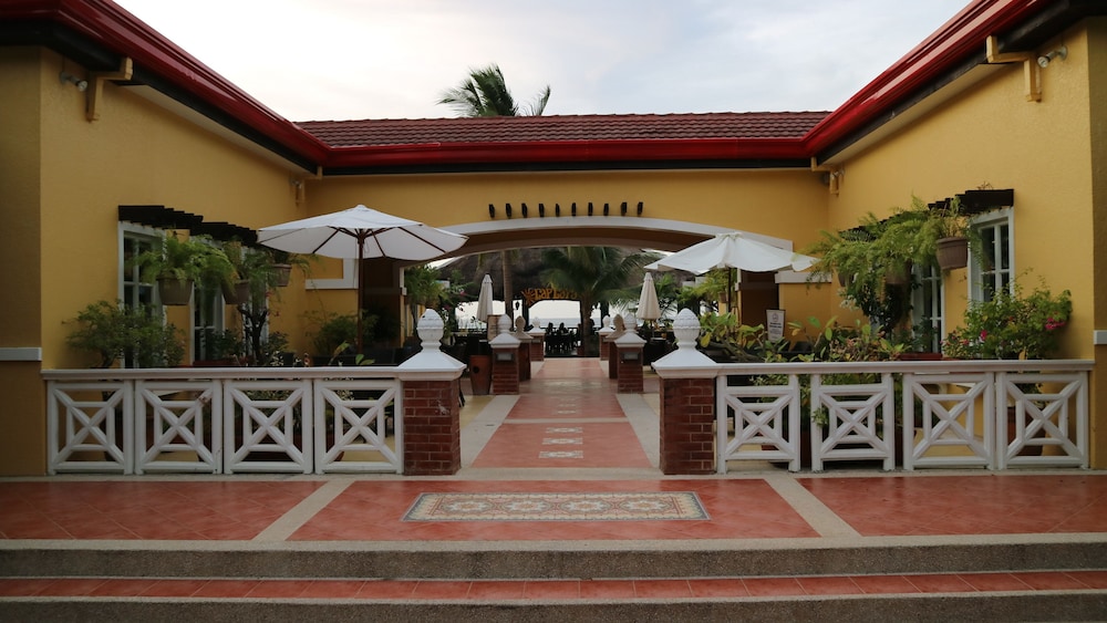 Puerto Del Sol Beach Resort 4/48