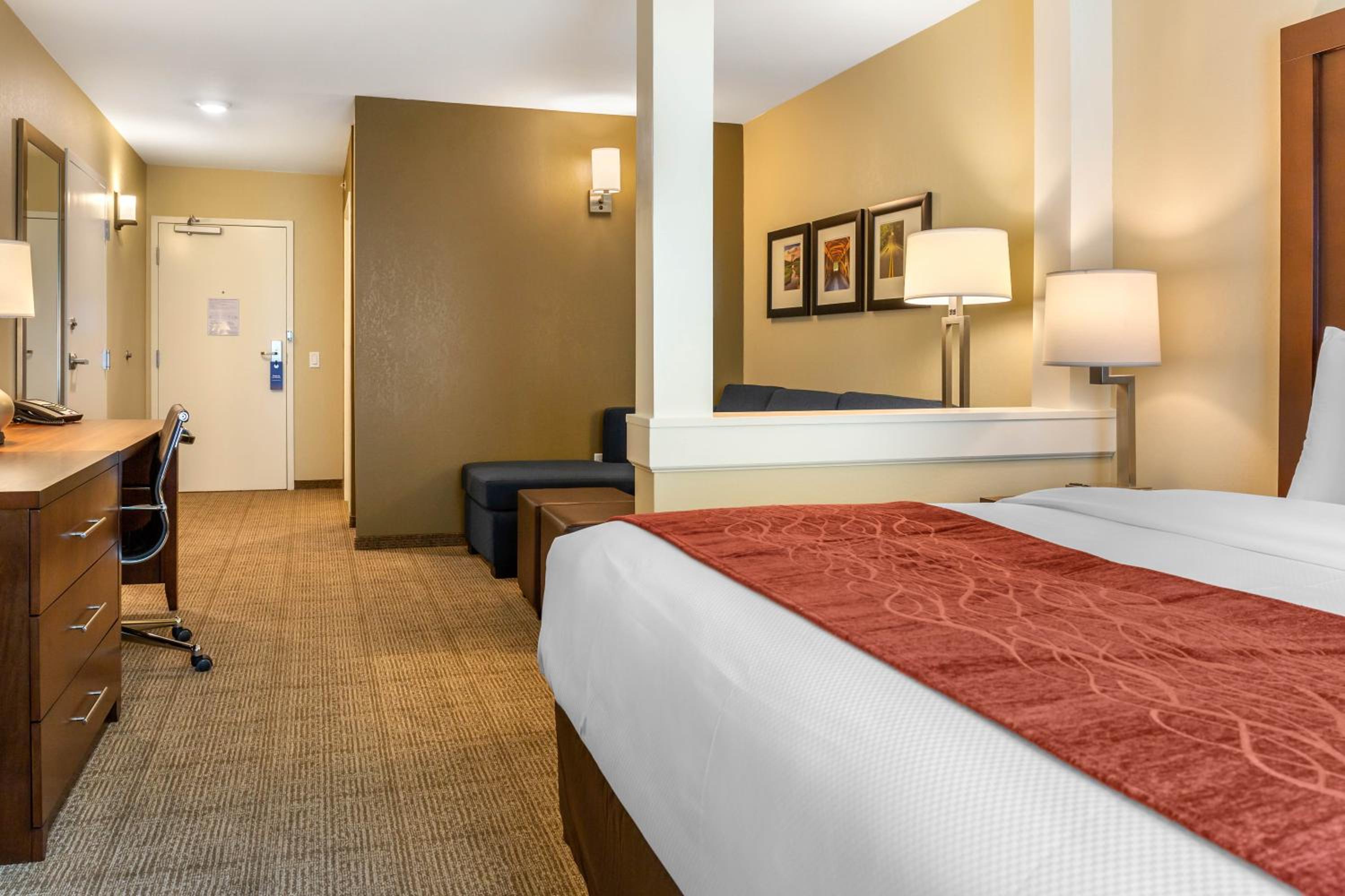 1 Bedroom, Suite, King Bed