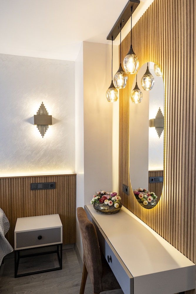 AKTAS HOTEL 34/45